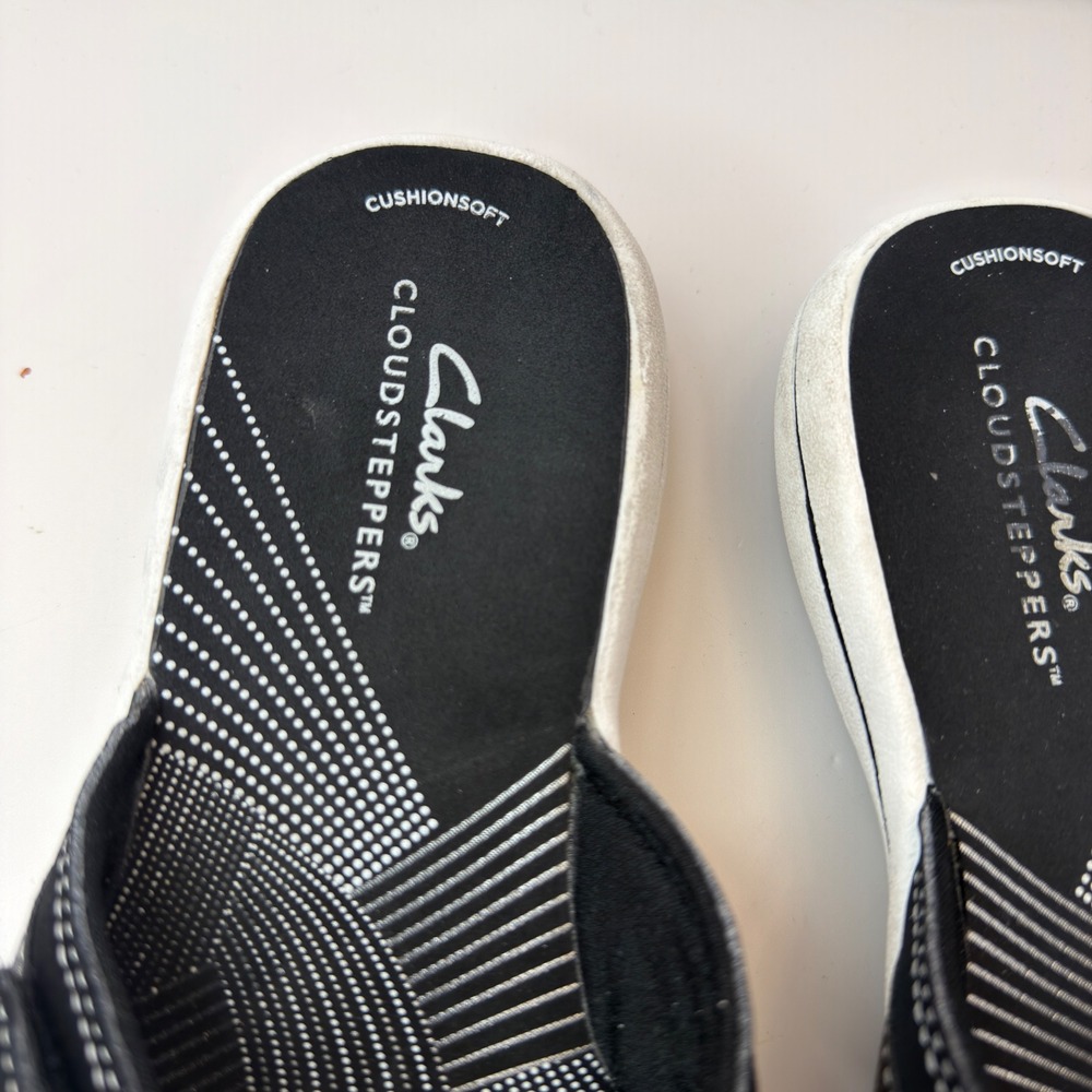 Clarks Cloudsteppers Womens Black White Cushion Soft Flip Flop Sandals Size 8 - Picture 2 of 6